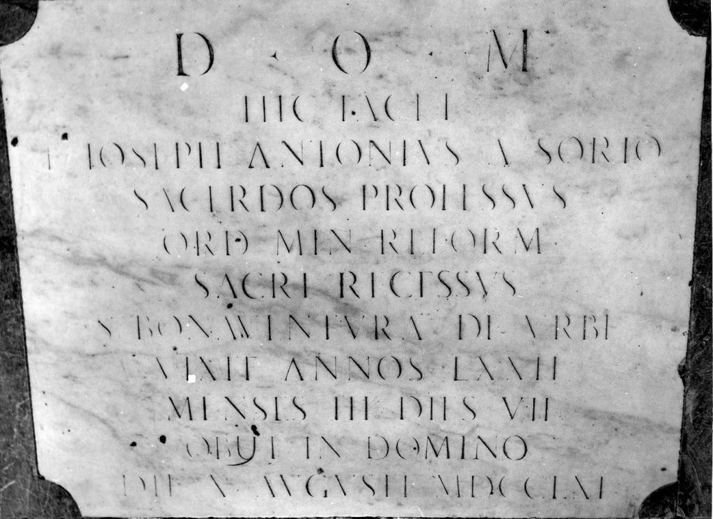 lapide tombale - ambito romano (sec. XVIII)